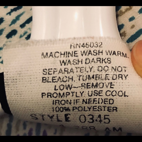 Elegant Vintage Blouse - Picture 4 of 4